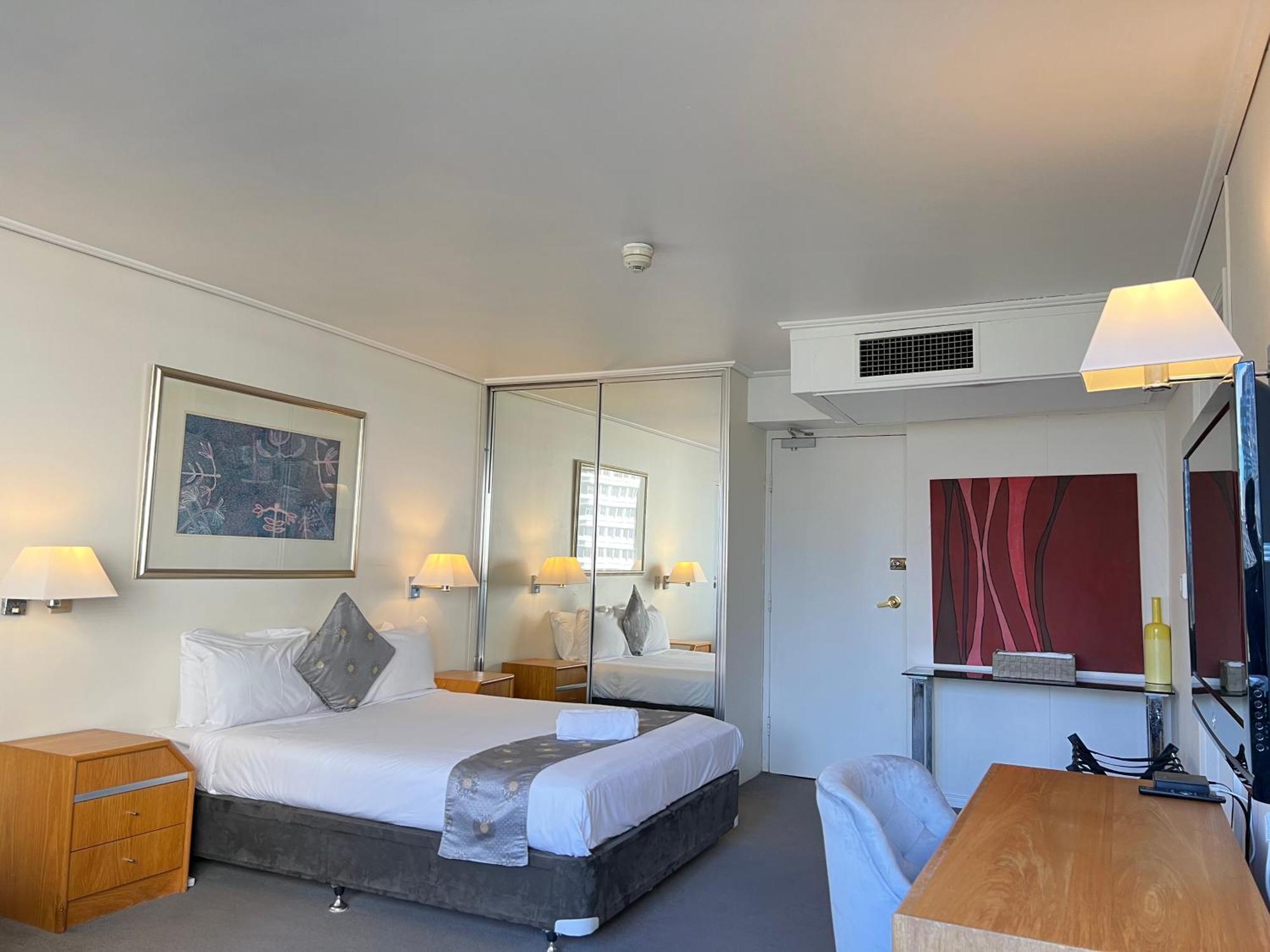 Sydney Hyde Park Private Apartments By Paxsafe Luaran gambar